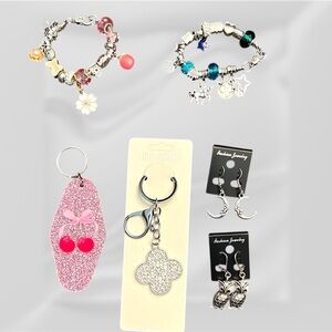🆕 Silver Jewelry and Keychain Set